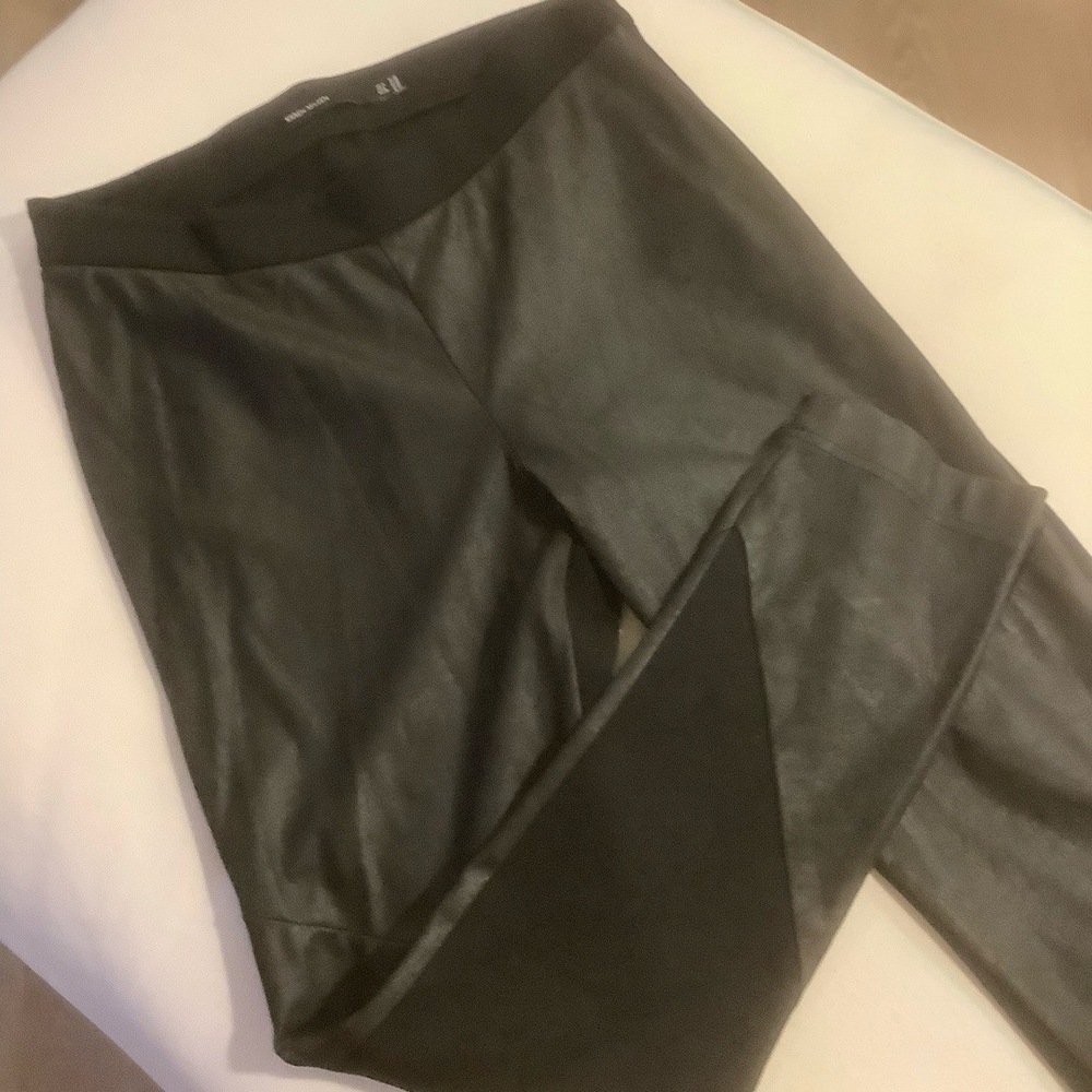 Karen Millen Leggings Wmn Sz 6 Black Faux Leather Front Knit Back Side Zip Edgy